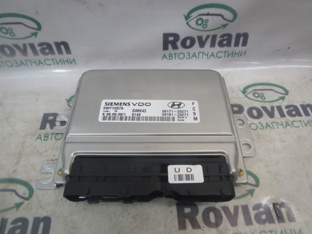 Электронный блок управления двигателем 3918123271 HYUNDAI