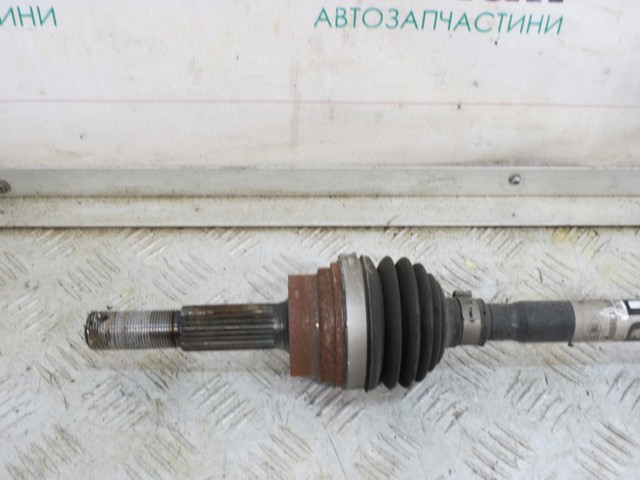 Приводной вал задний 396006RE0A NISSAN