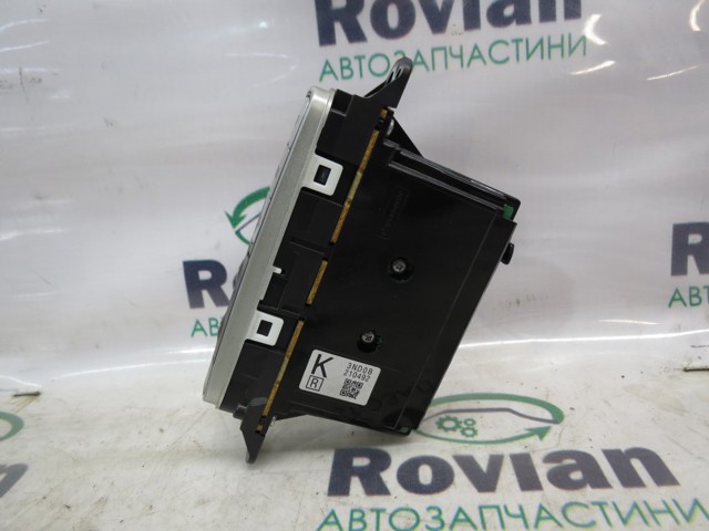 3ND0B210492 NISSAN купить в Киев