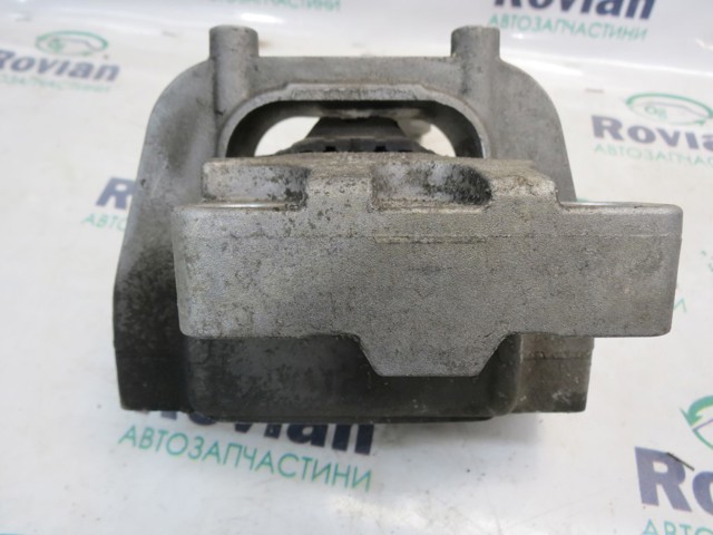 Правая подушка ДВС 3Q0199262E VAG