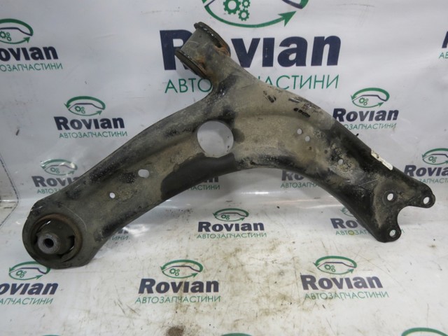 Передний нижний рычаг 3Q0407152G VAG