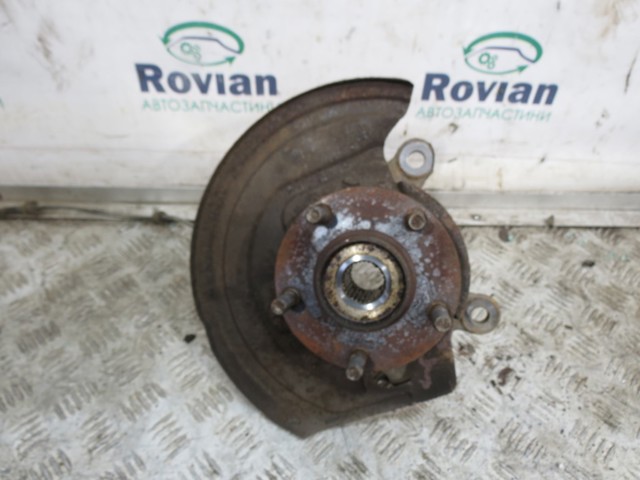 Цапфа поворотная правая 400141KA1A NISSAN