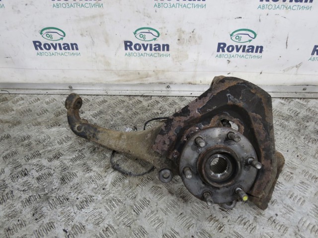 Цапфа поворотного кулака 400145X00C NISSAN
