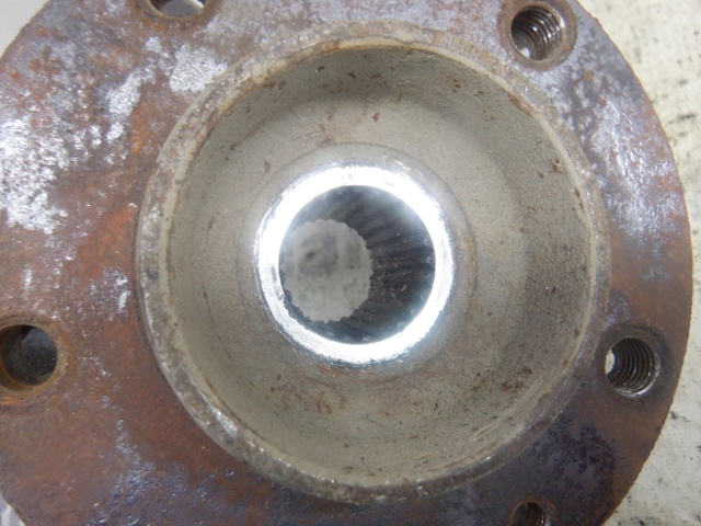 400147163R RENAULT Цапфа передняя правая купить в Одесса