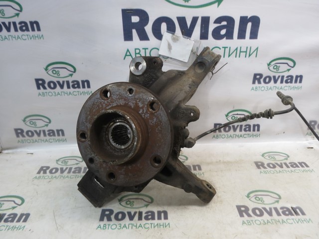 400154705R Цапфа передняя левая купить Чернигов