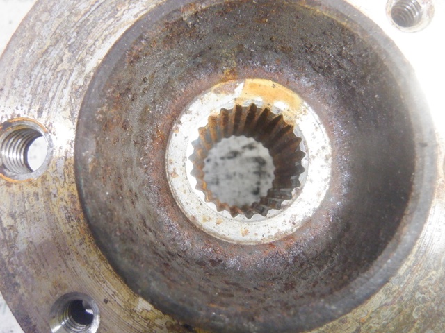 Цапфа передняя левая 400158414R RENAULT