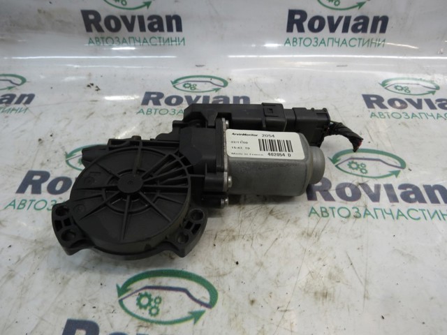 Мотор стеклоподъемника двери передней, правой 402054D HYUNDAI