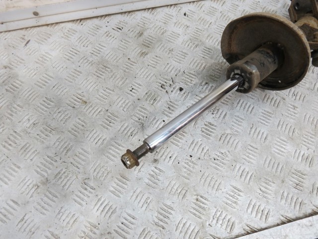 4160178K01 SUZUKI Амортизатор передний правый купить в Запорожье