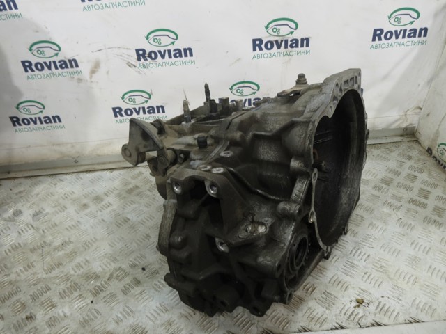 Коробка скоростей механика 4300039954 HYUNDAI