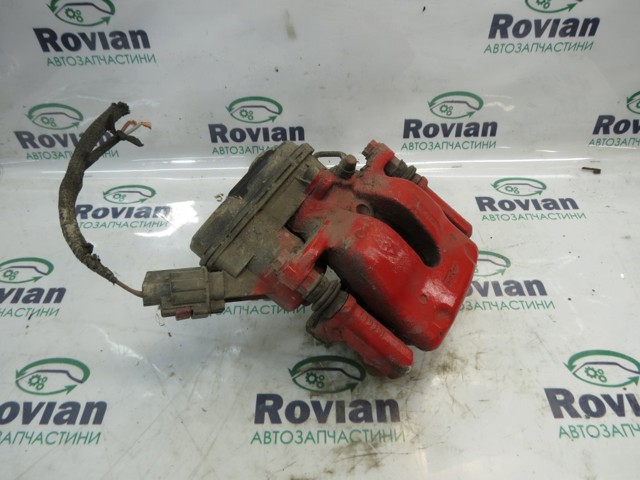 Суппорт тормозной задний правый 440013763R RENAULT