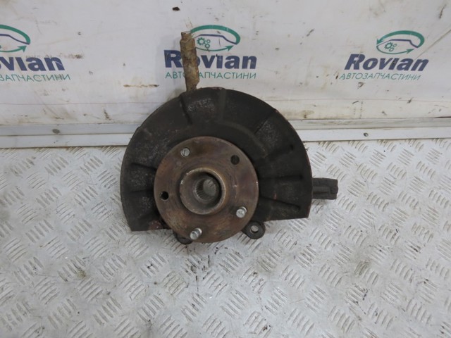 Цапфа поворотного кулака 4515165J00 SUZUKI