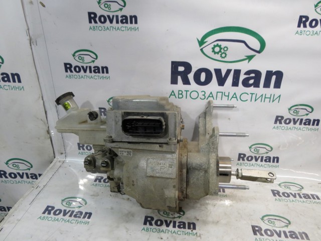 Цилиндр главный тормоза (гидротормозов) 460073NF0A NISSAN
