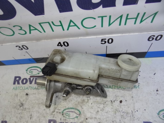 460910010R Бачок главного тормозного цилиндра (тормозной жидкости) купить Тернополь