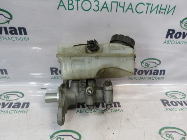 Бачок тормозной жидкости 460916346R RENAULT