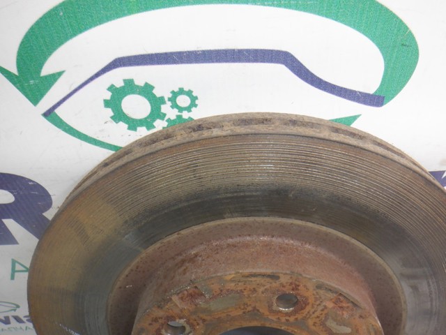 Передний тормозной диск Mitsubishi Outlander 2 40