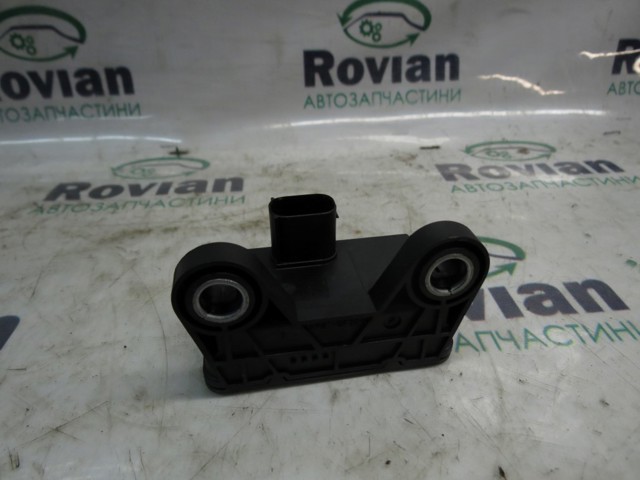 Датчик поперечного ускорения 479300584R RENAULT