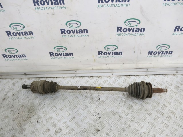 Приводы задних колес 496002P002 HYUNDAI