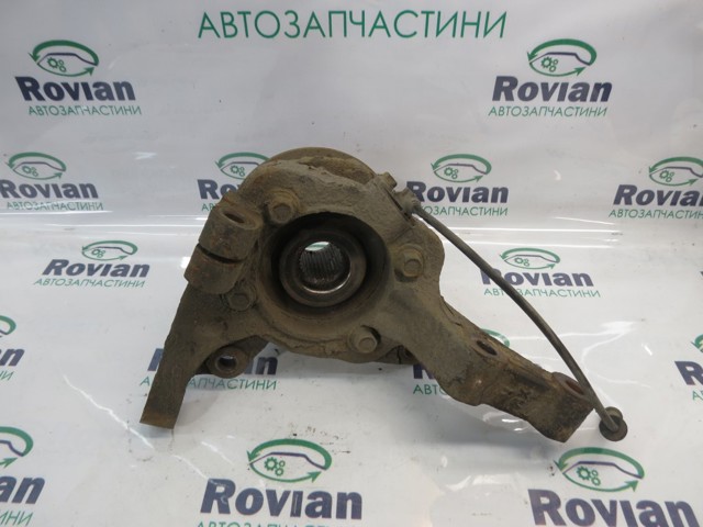 HYUNDAI 517162P000 Цапфа (поворотный кулак) передний правый в наличии Украина