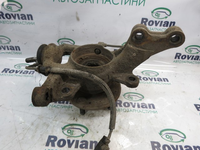 Цапфа передняя правая 517162R000 HYUNDAI