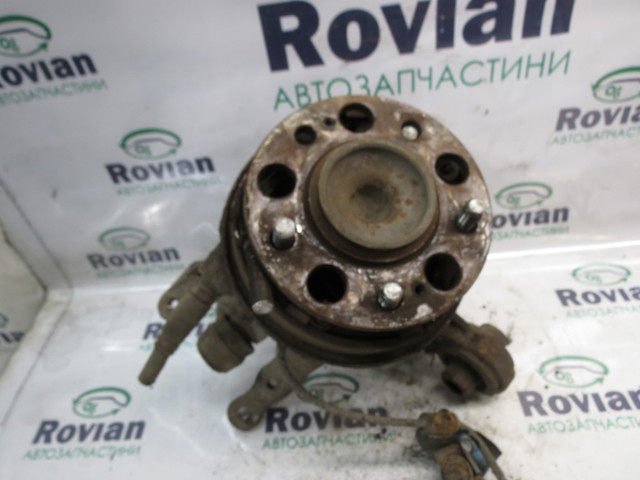 527201H500 Цапфа (поворотный кулак) задний правый купить Чернигов
