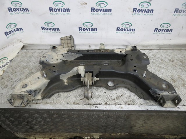 Поперечина передней подвески 544017619R RENAULT