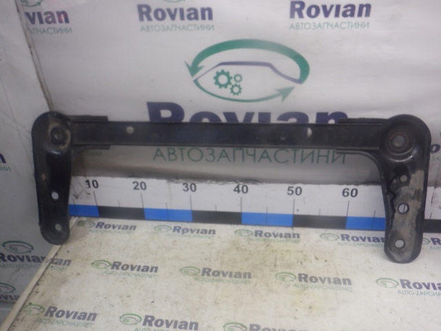 Кронштейн передней балки 544640003R RENAULT