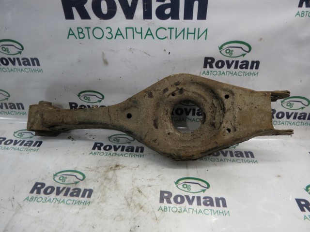 Рычаг задней подвески нижний, левый/правый 552101H100 HYUNDAI