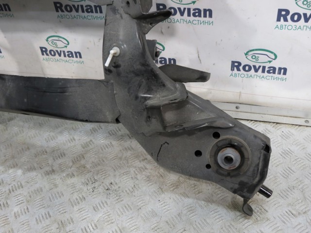 Оси полуприцепов и прицепов 554006RR2B NISSAN