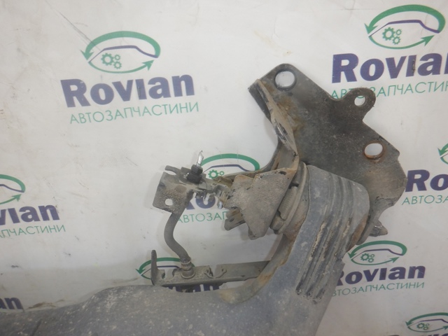 RENAULT 555017050R Подрамник задний в наличии Житомир
