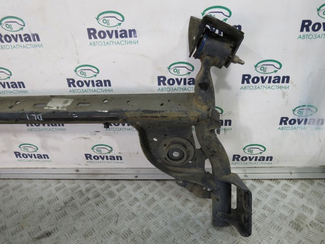 RENAULT 555112925R Подрамник задний в наличии Черновцы