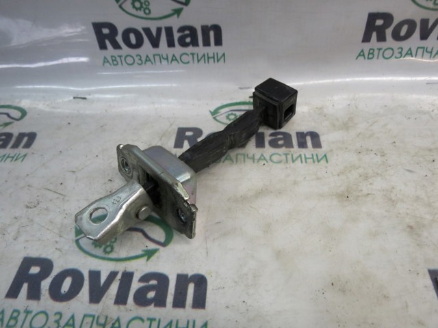 Ограничитель открывания задней двери 5702A079 MITSUBISHI