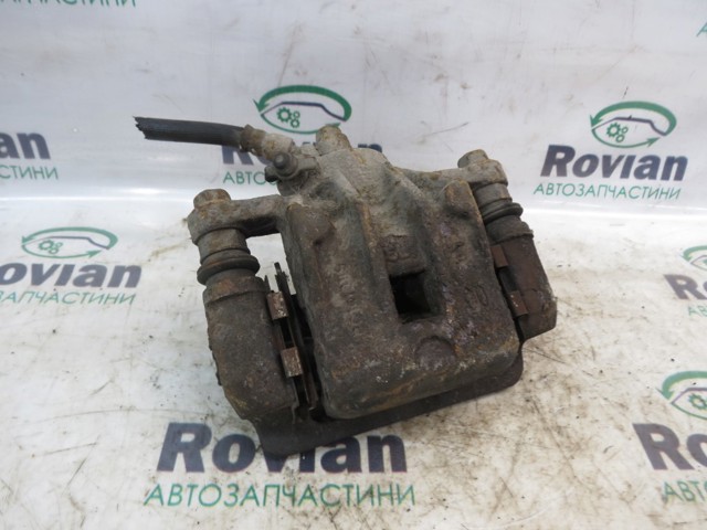 Суппорт тормозной, передний, правый 581301F000 HYUNDAI