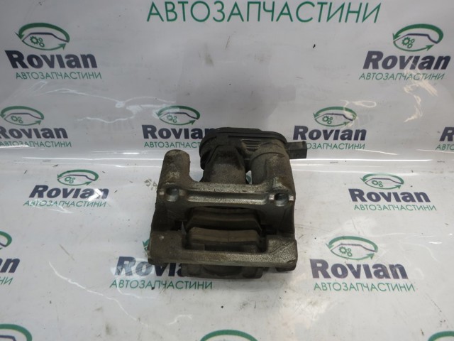 Тормозной суппорт задний левый 58210K4100 HYUNDAI