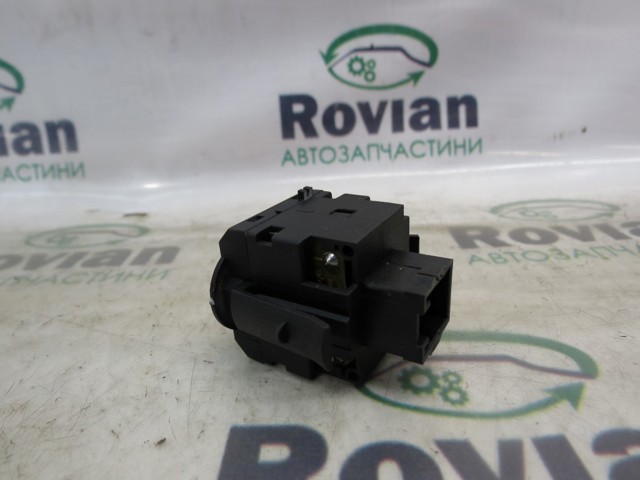 VAG 5C6941333A Кнопка (регулятор) корректора фар в наличии Киев