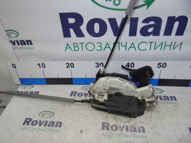 Замок двери водителя 5E1837015A VAG