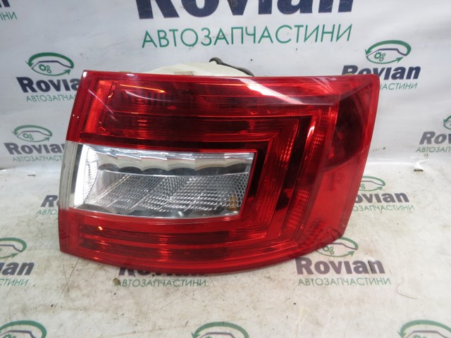 Задний правый стоп 5E5945112 VAG