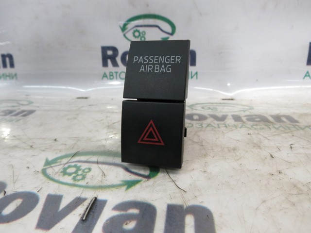 Кнопка аварийки 5JA953507D VAG