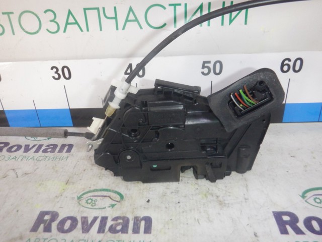 5K1837016B Замок передней правой двери купить Днепр