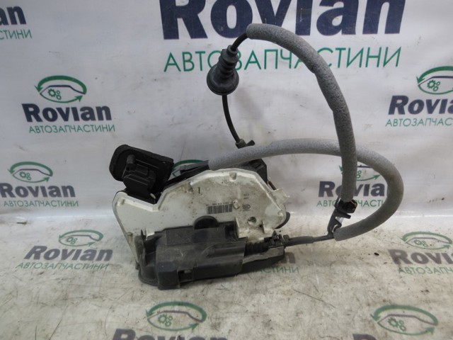 Замок двери задней правой 5K4839016Q VAG