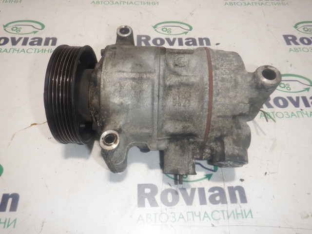 Насос кондиционера 5Q0820803C VAG