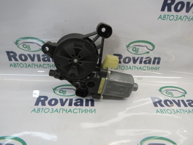 Электродвигатель приводов 5Q0959801B VAG