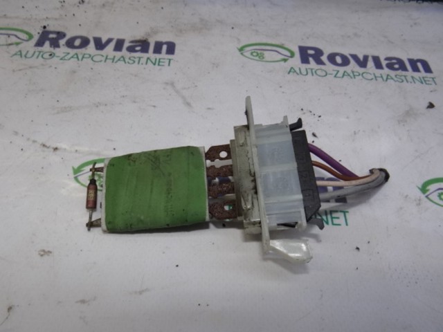 Резистор (сопротивление) вентилятора печки (отопителя салона) 6001552013 Renault (RVI)
