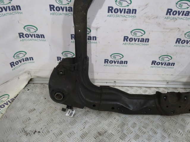 HYUNDAI 624051F000 Подрамник передний в наличии Одесса