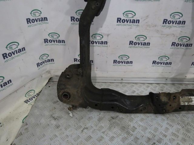 HYUNDAI 624052E010 Подрамник передний в наличии Кривой Рог