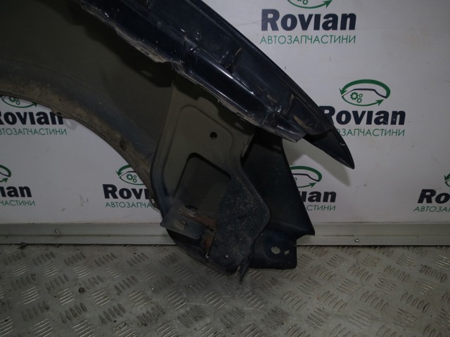 631010135R RENAULT Крыло переднее левое купить в Киев