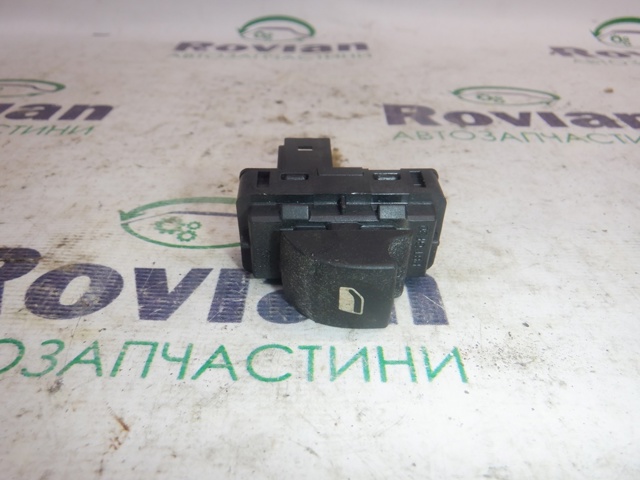 Кнопки переднего правого стеклоподъемника 649029 PEUGEOT