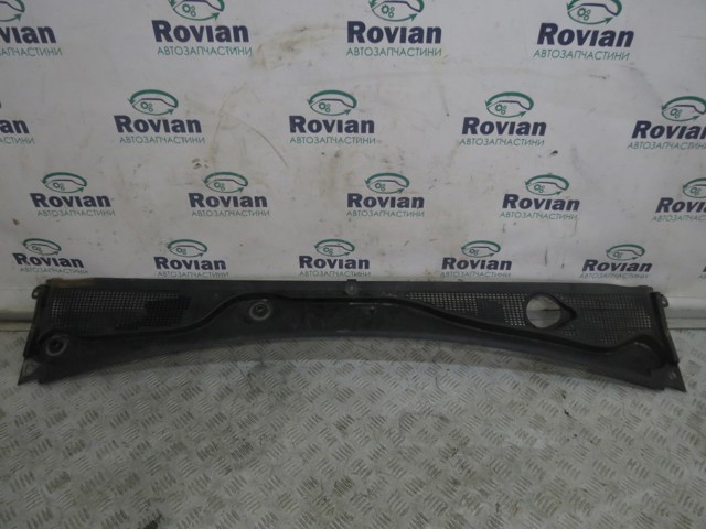 Водосток лобового стекла, жабо 668119050R RENAULT