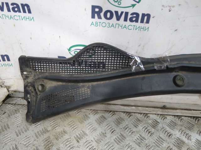 668620001R RENAULT Водосток лобового стекла, жабо купить в Полтава