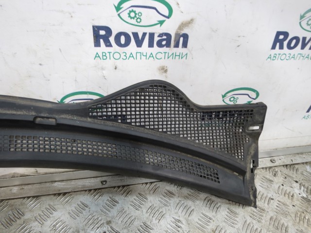 668620001R RENAULT Водосток лобового стекла, жабо купить в Хмельницкий