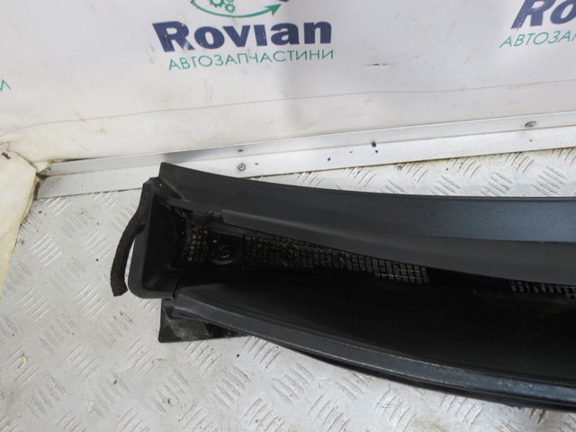 NISSAN 668626RR0B Водосток лобового стекла, жабо в наличии Николаев